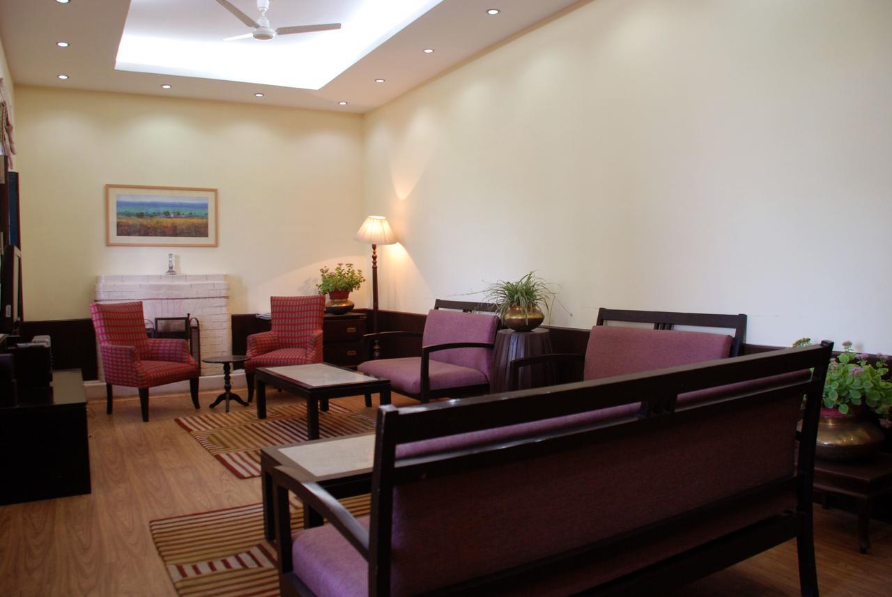 Alasia Hotel Касаули Экстерьер фото